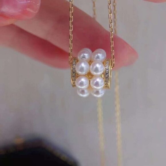 18K Gold-Plated Passepartout Freshwater Pearl Necklace - Picture 3 of 3